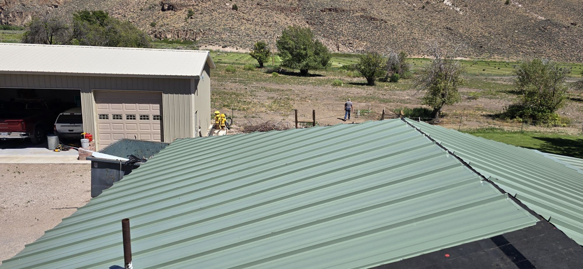 Standing seam metal roof